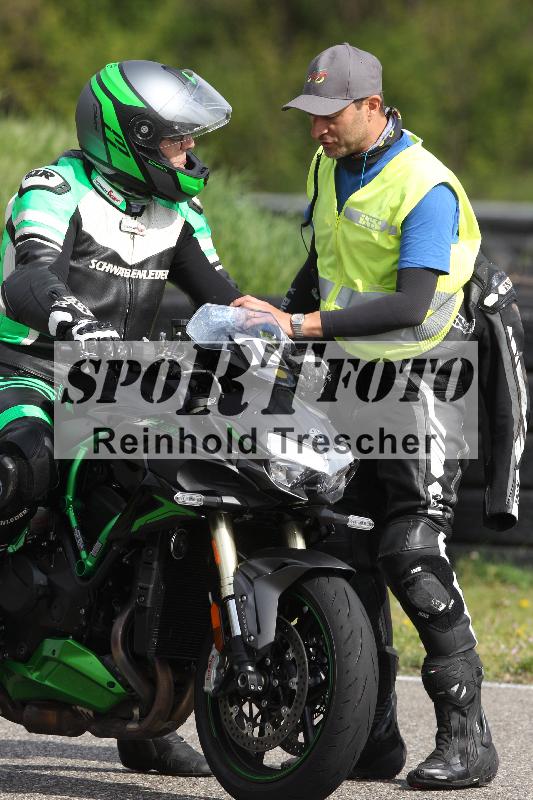 /Archiv-2025/10 23.04.2025 Cornu Master School ADR/rot-rouge/15